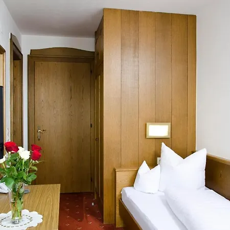 Rasis Hotel