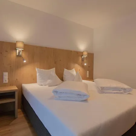 Rasis Hotel 3*