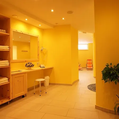 Rasis Hotel
