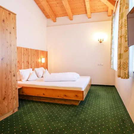 Hotel Rasis